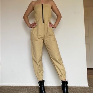 Urban outfitters jumpsuit size M